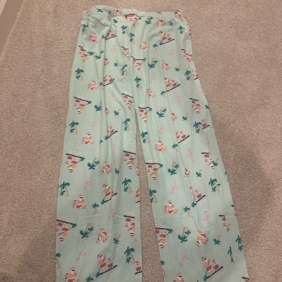 Matching Women's Tropical Santa Mix It Family Pajama Set, Created for Macy's - Picture 10 of 11